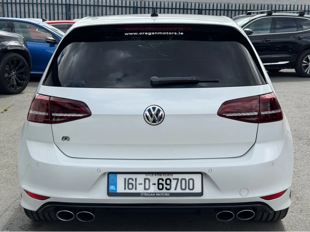 Volkswagen Golf R 292 BHP 4MOTION - Image 5