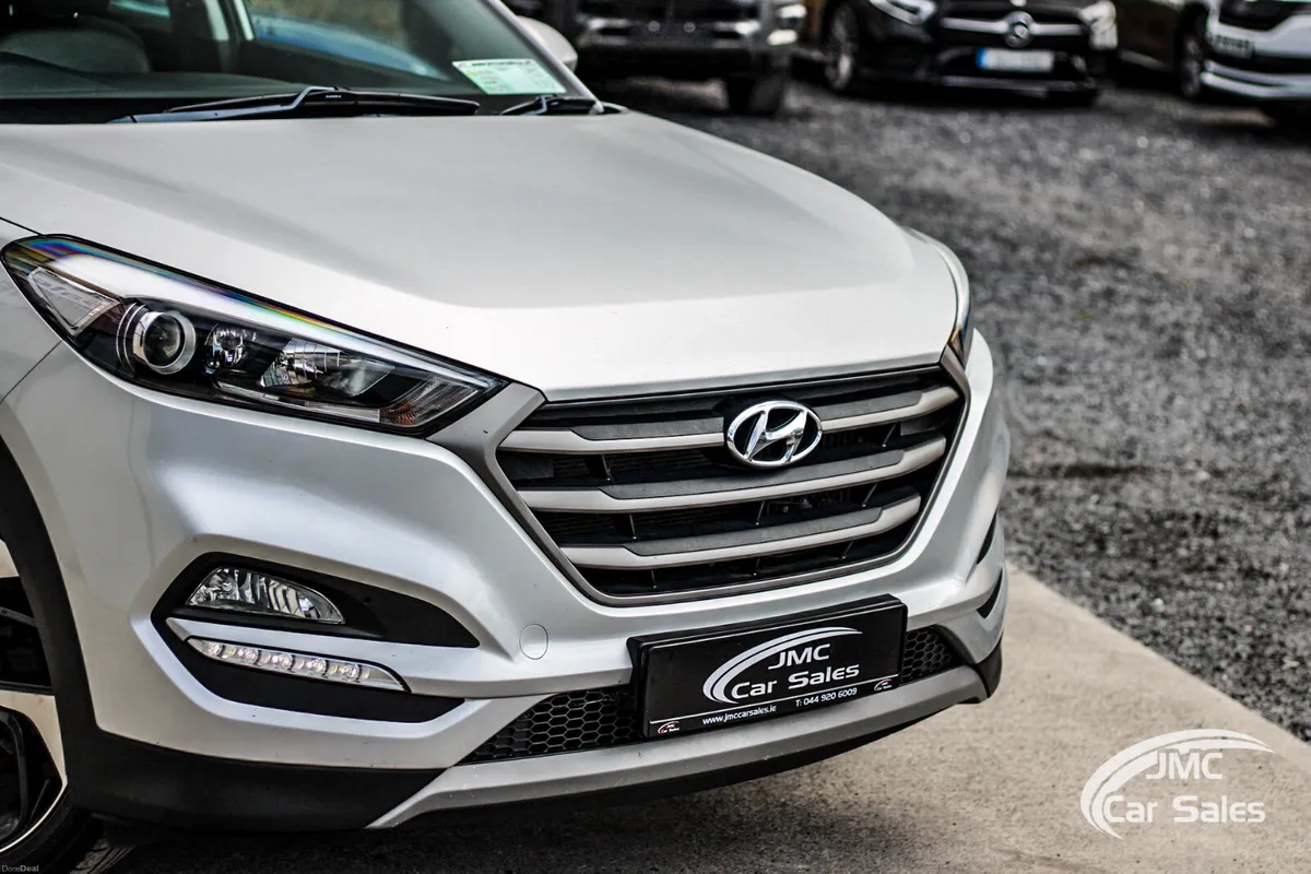 2018 HYUNDAI TUSCON EXECUTIVE - Image 5