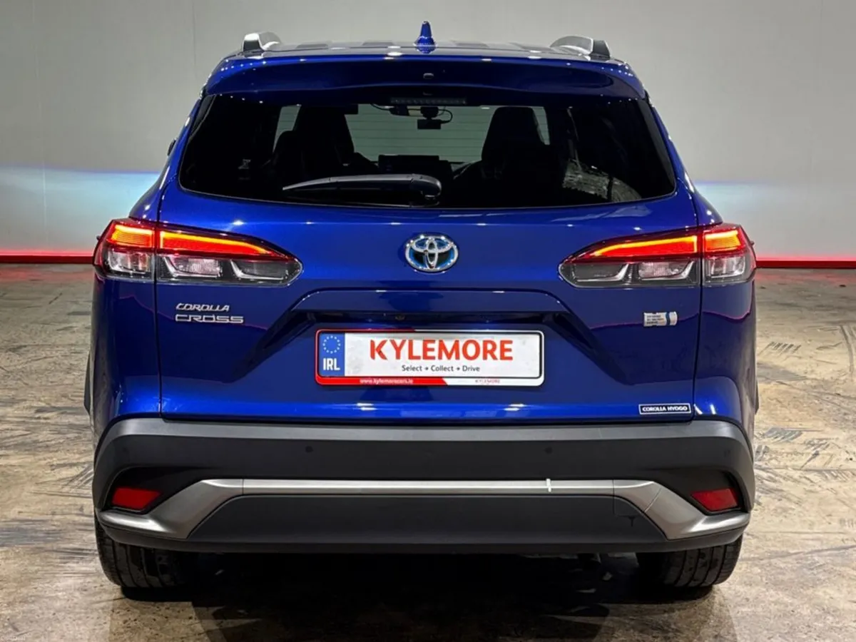 Toyota Corolla Cross 1.8 HYBRID AUTOMATIC Z EDITIO - Image 4