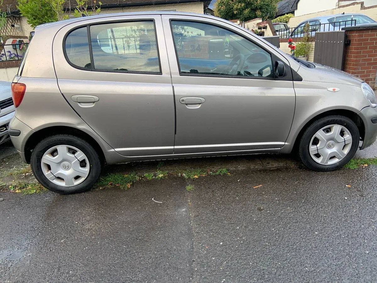Toyota Yaris  bran new nct yesterday an serviced - Image 2