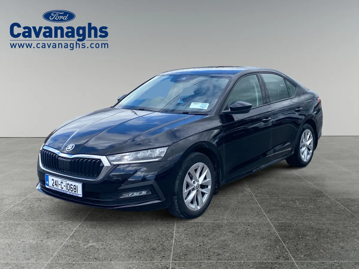 Skoda Octavia 2024 - Image 1