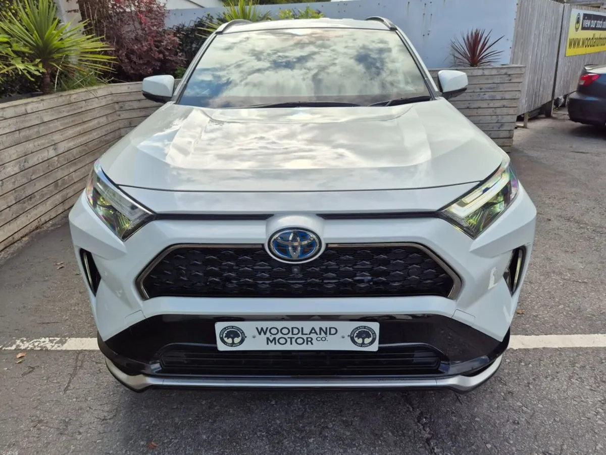 Toyota RAV4 2.5 PHEV / PRIME TOP SPEC / 300BHP AWD - Image 4
