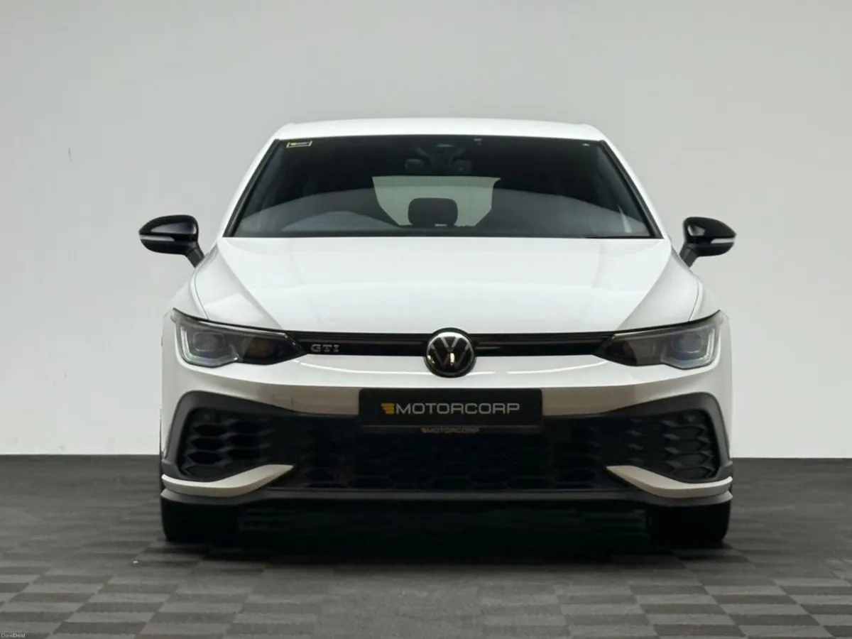 Volkswagen Golf GTI CLUBSPORT 2.0 TSI 300HP AUTO - Image 2