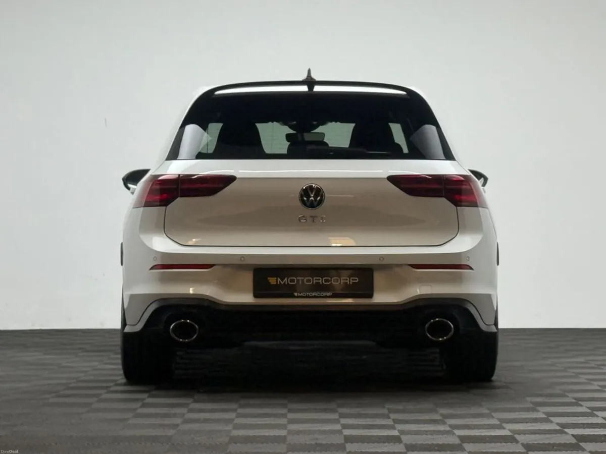 Volkswagen Golf GTI CLUBSPORT 2.0 TSI 300HP AUTO - Image 6