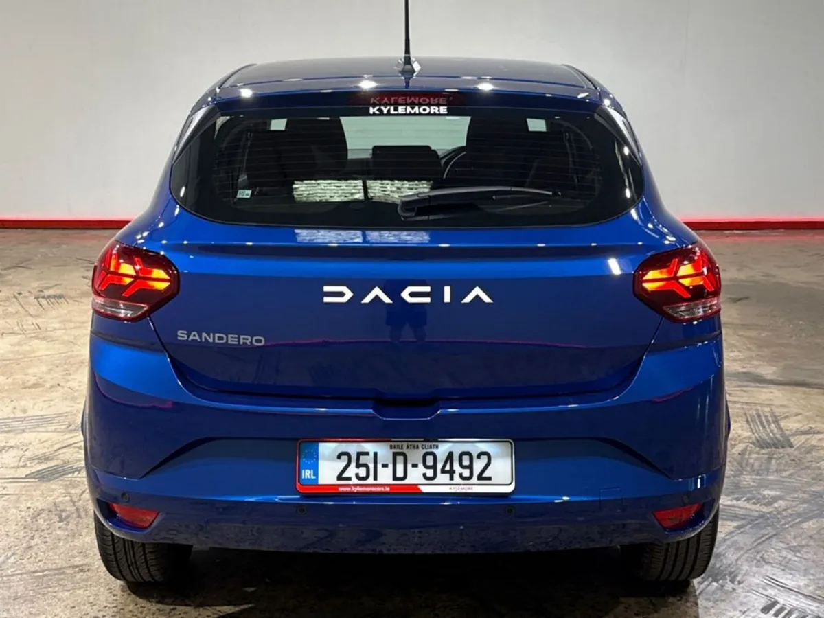 Dacia Sandero 1.0 - MANUAL - MULTI FUNCTION STEERI - Image 4