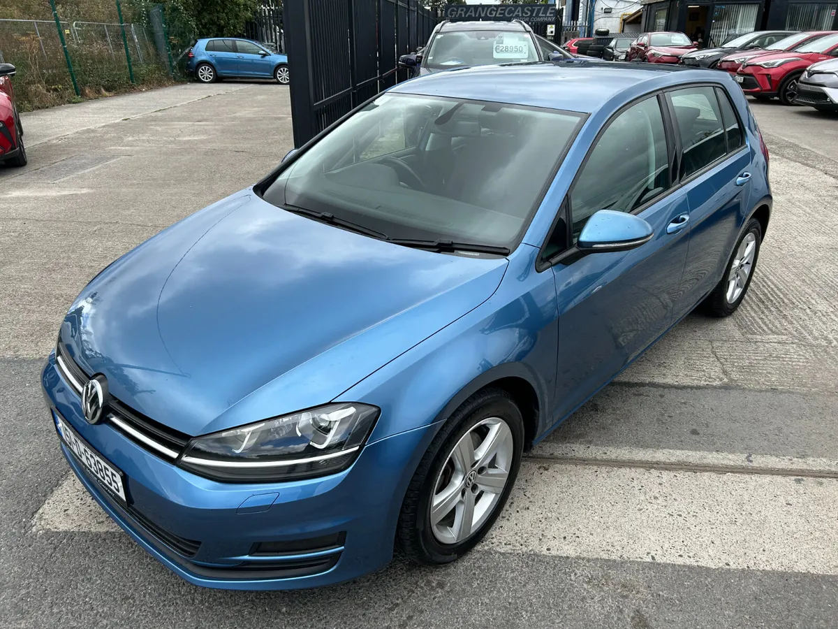 Volkswagen Golf 2015, 1.2 5DR AUTO LOW KM - Image 3