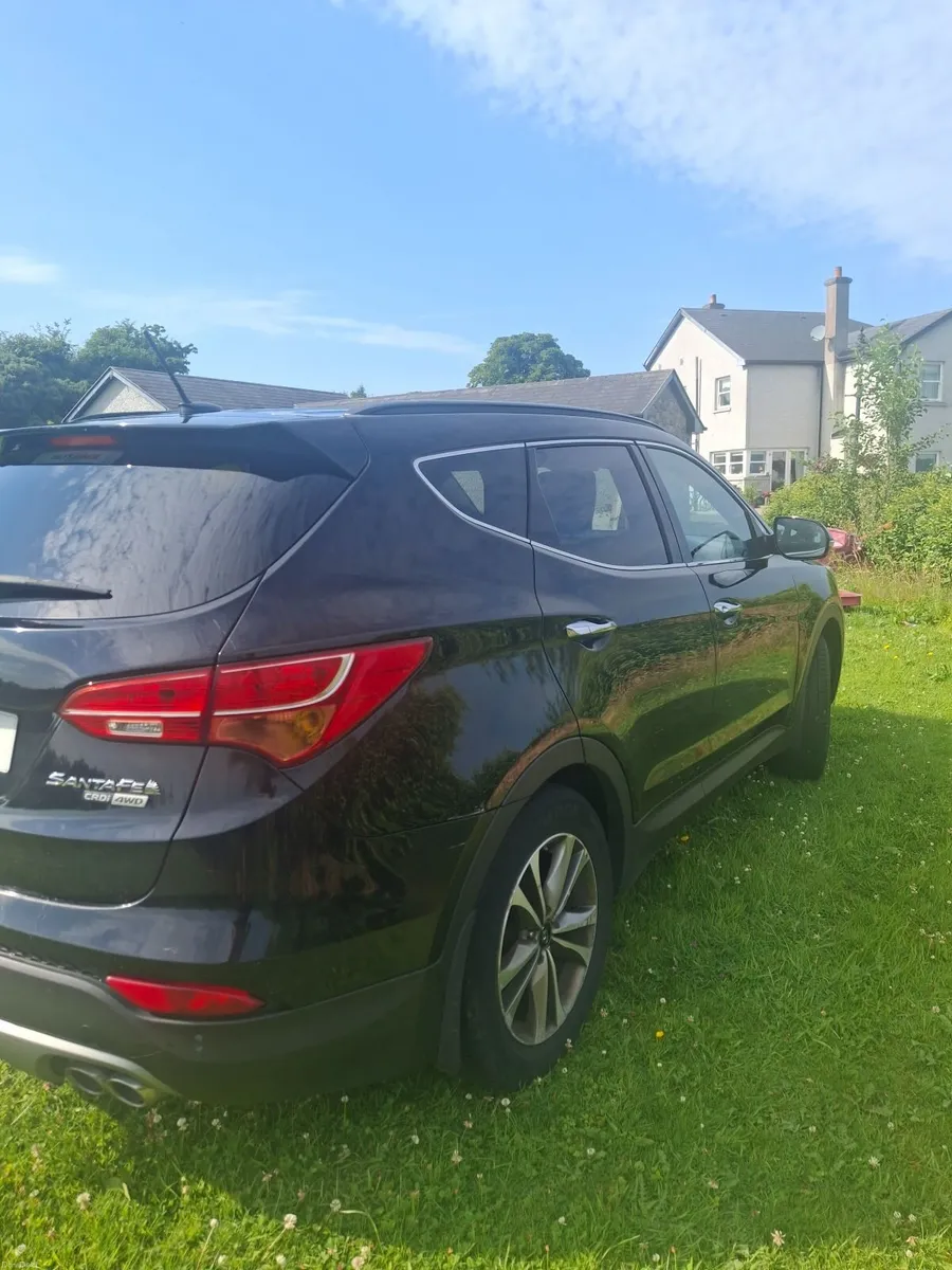Hyundai Santa Fe 2015 - Image 6