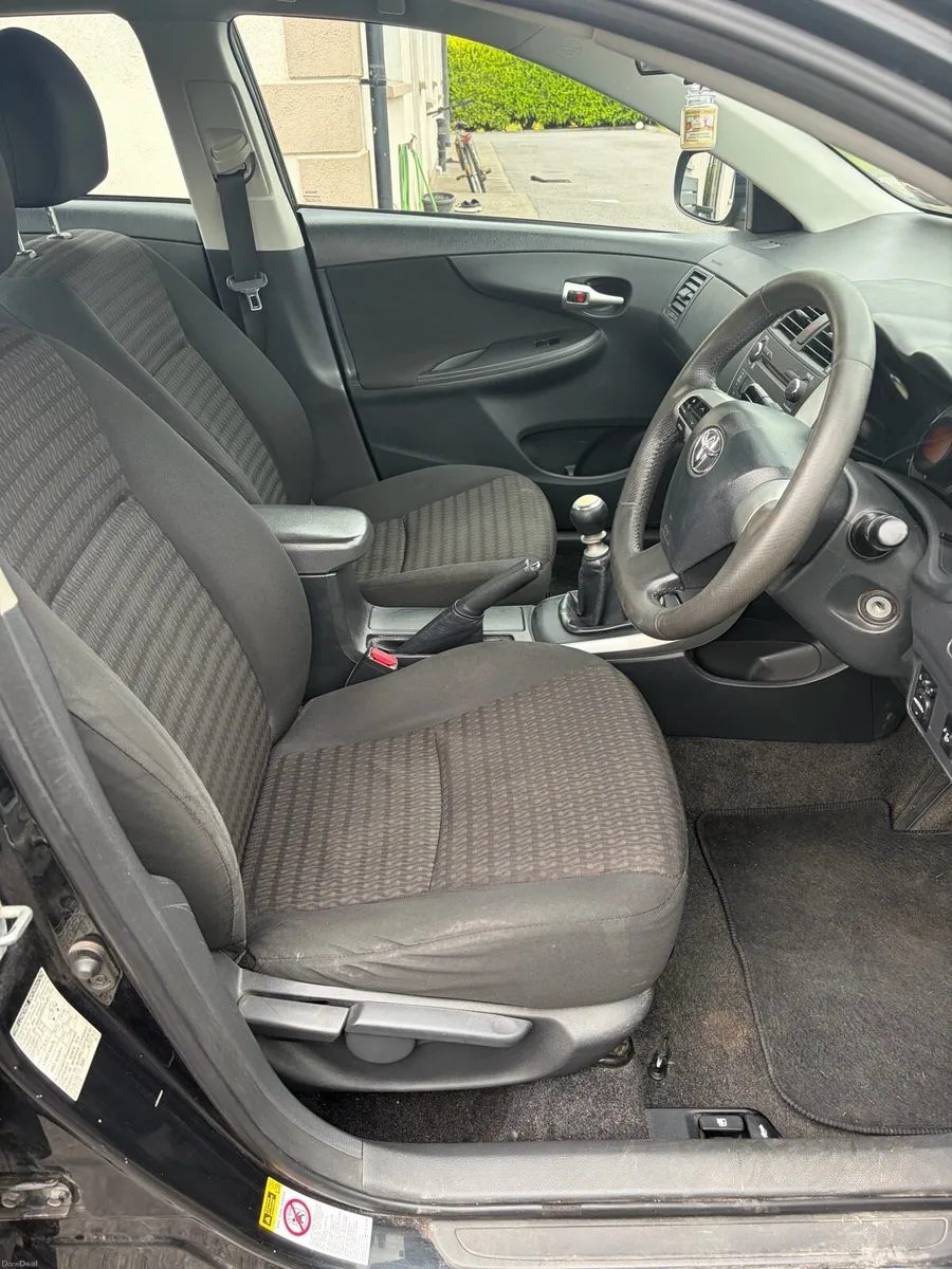 131 Toyota Corolla, 1.4 Diesel, NCT until MAY - Image 6