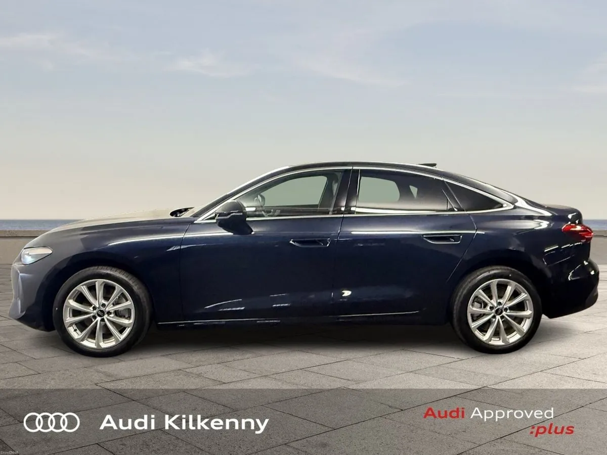 Audi A5 **DEMO** 40 TDI SE 204HP - Image 4