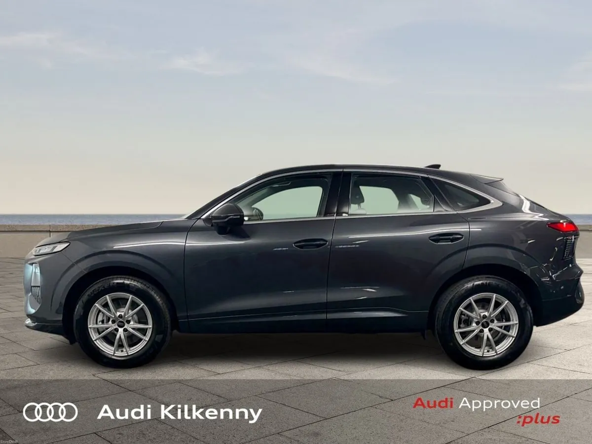 Audi Q3 Sportback 35 TDI 150HP S Tronic SE with Co - Image 4
