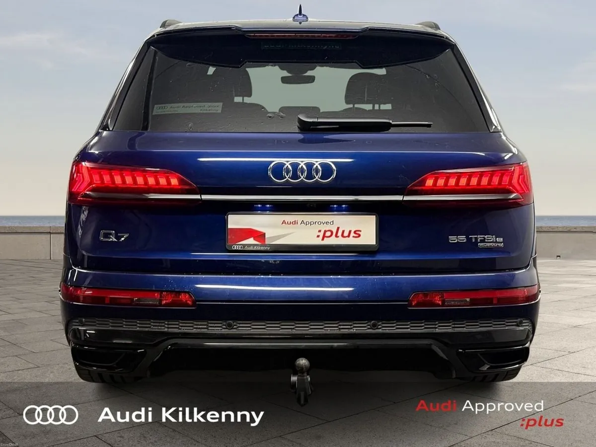 Audi Q7 55 TFSI e S Line Black Edition with 22 Inc - Image 6
