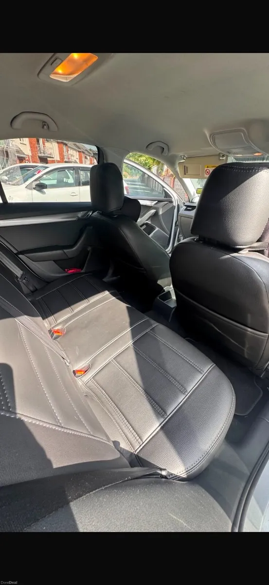 Skoda Octavia 2016 - Image 5