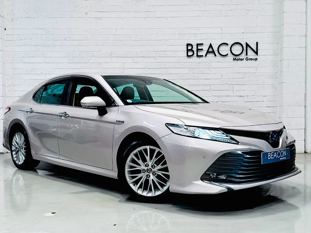 36,000 MILES*HYBRID PLATINUM TOYOTA CAMRY  2.5 AUT - Image 1