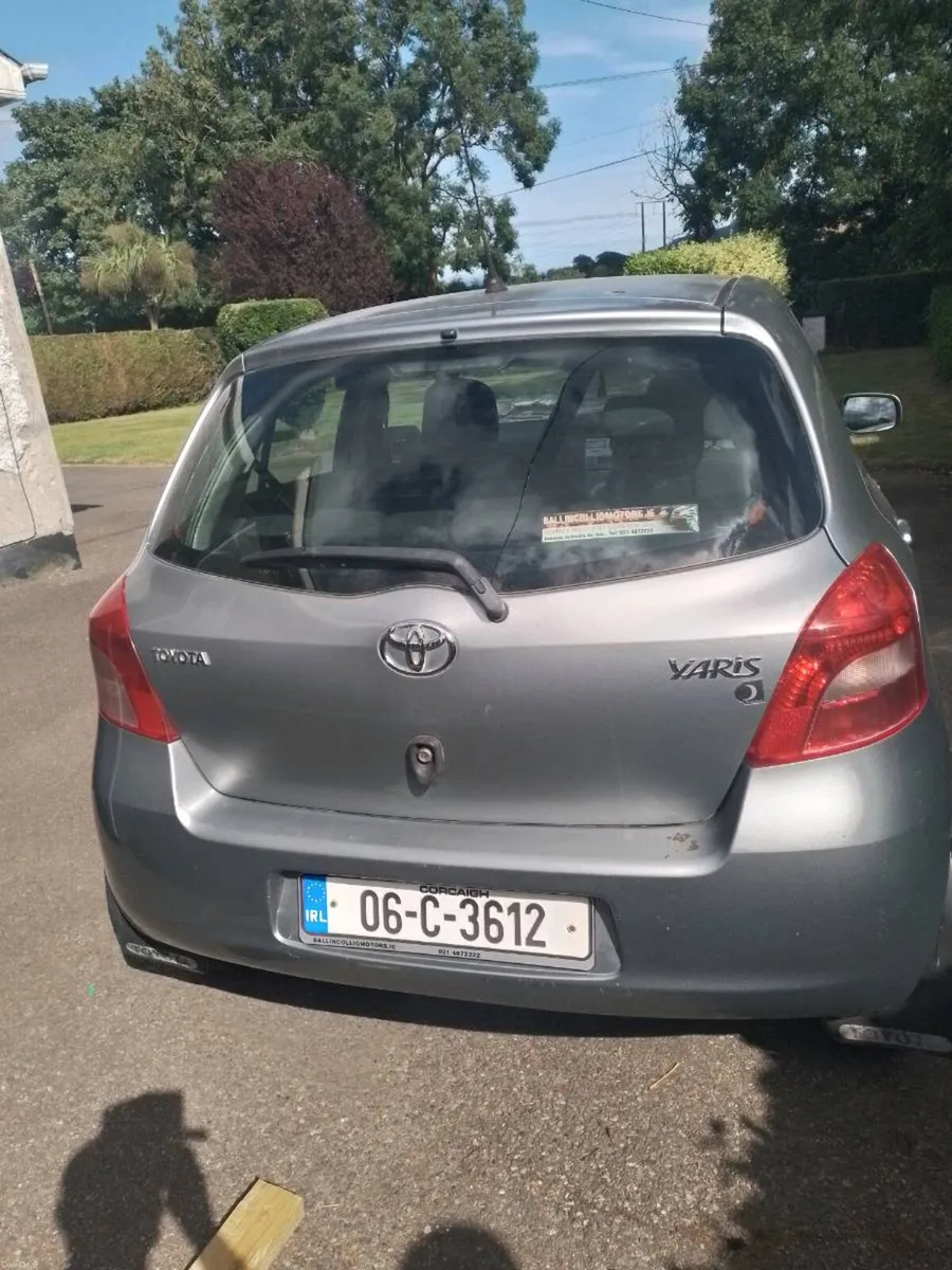 Toyota Yaris 2006 - Image 2