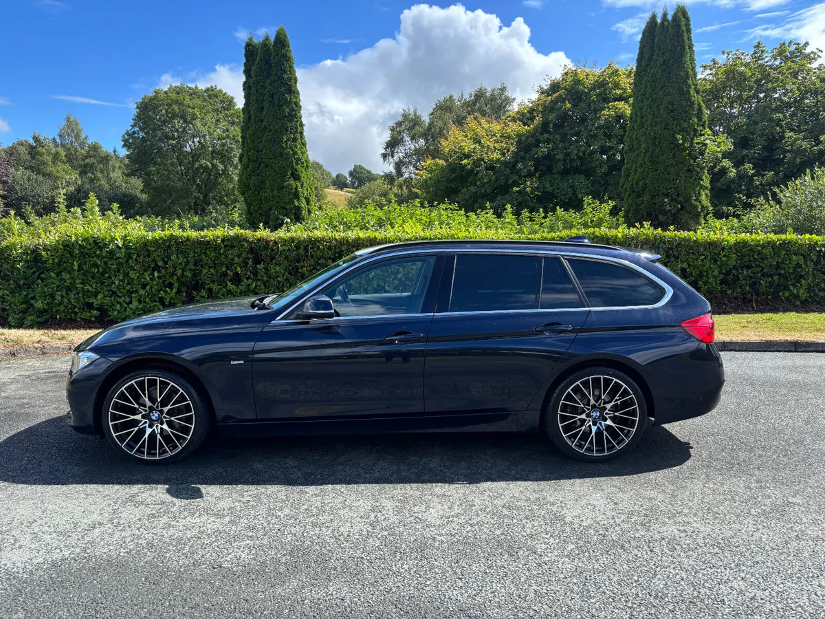 BMW 320D TOURING LUXURY AUTO 2017 - Image 4