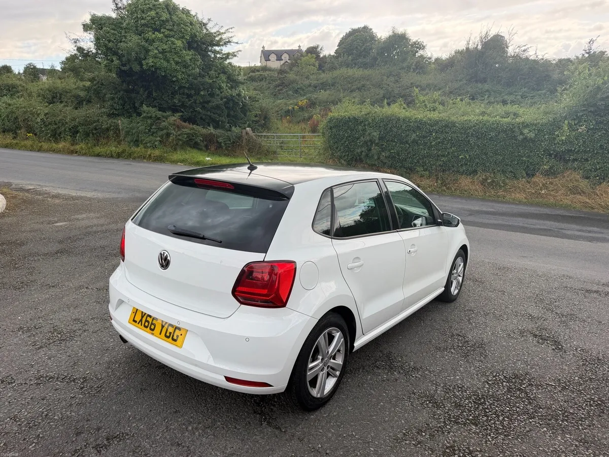 2016 Volkswagen Polo - Image 4