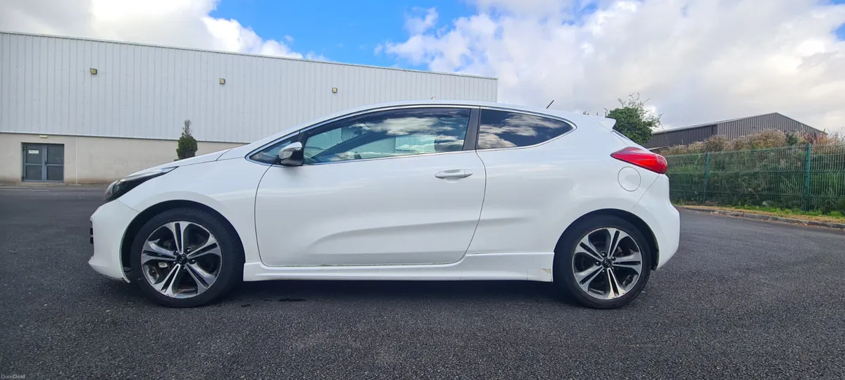 Kia Ceed 2017 - Image 4