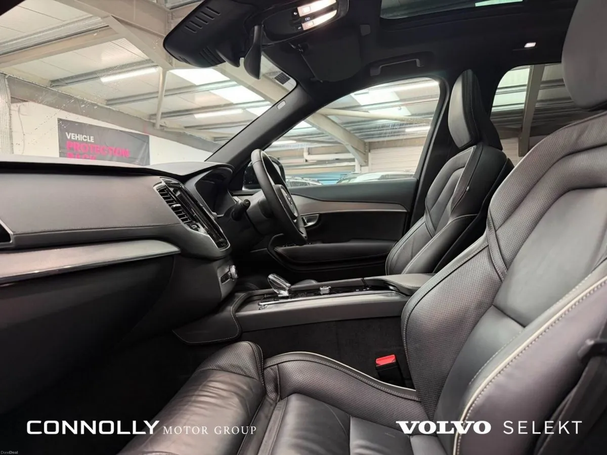 Volvo XC90 T8 PHEV 455hp Plus (Dark Theme) - Image 5