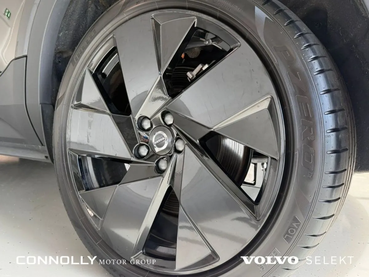 Volvo EX40 Black Edition | €538pm | Extended Range - Image 5