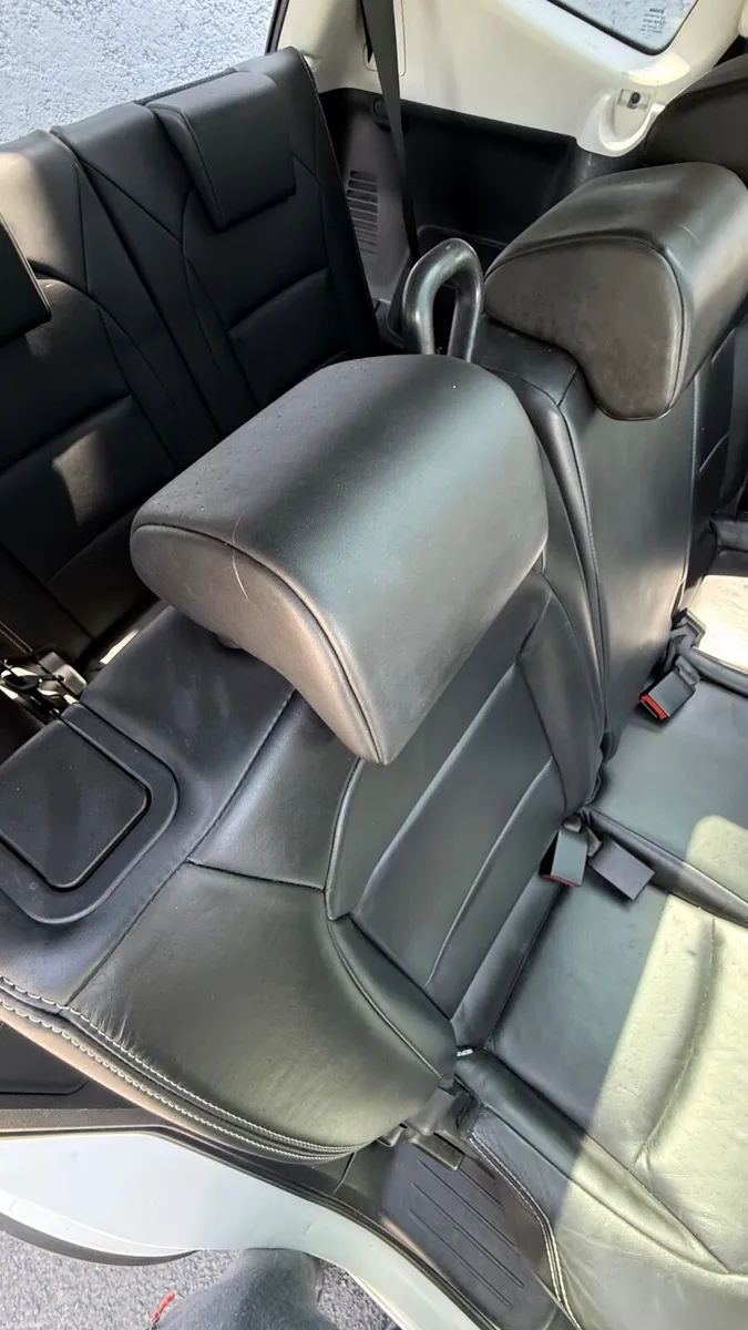 Nissan Qashqai+2 N-tec Higher Spec Warranty - Image 6