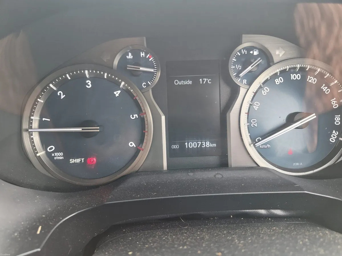 Toyota landcruiser - Image 3