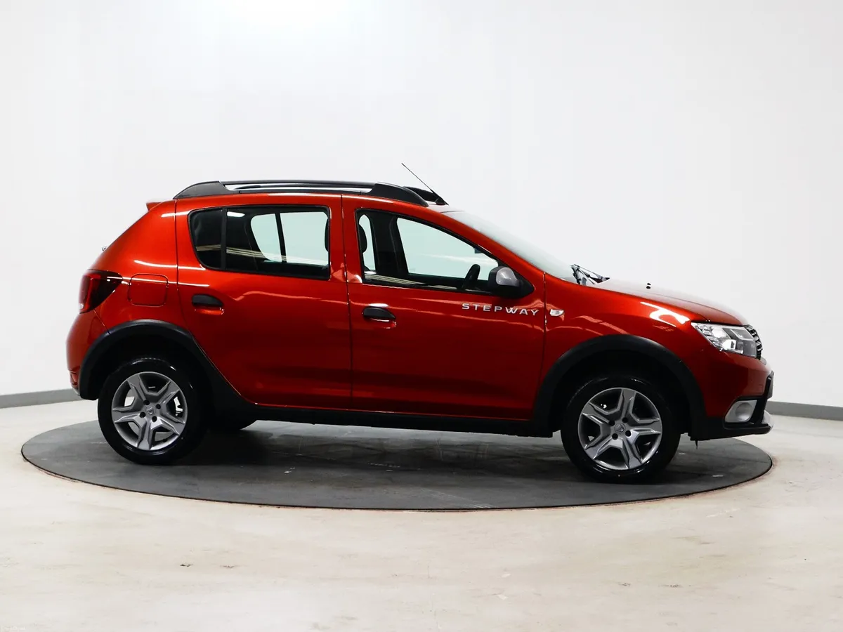 *118*2017 Dacia Sandero Stepway 1.5dci alternative - Image 2
