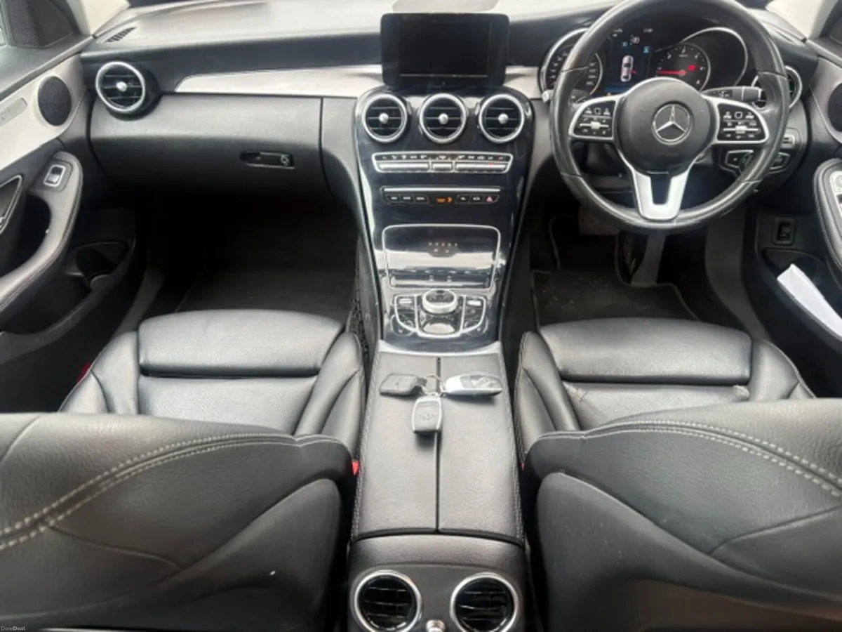 Mercedes-Benz C-Class 2019 - Image 6