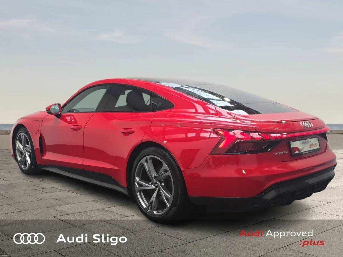 Audi e-tron GT quattro 93.4 kWh 460bhp Huge Spec - - Image 5