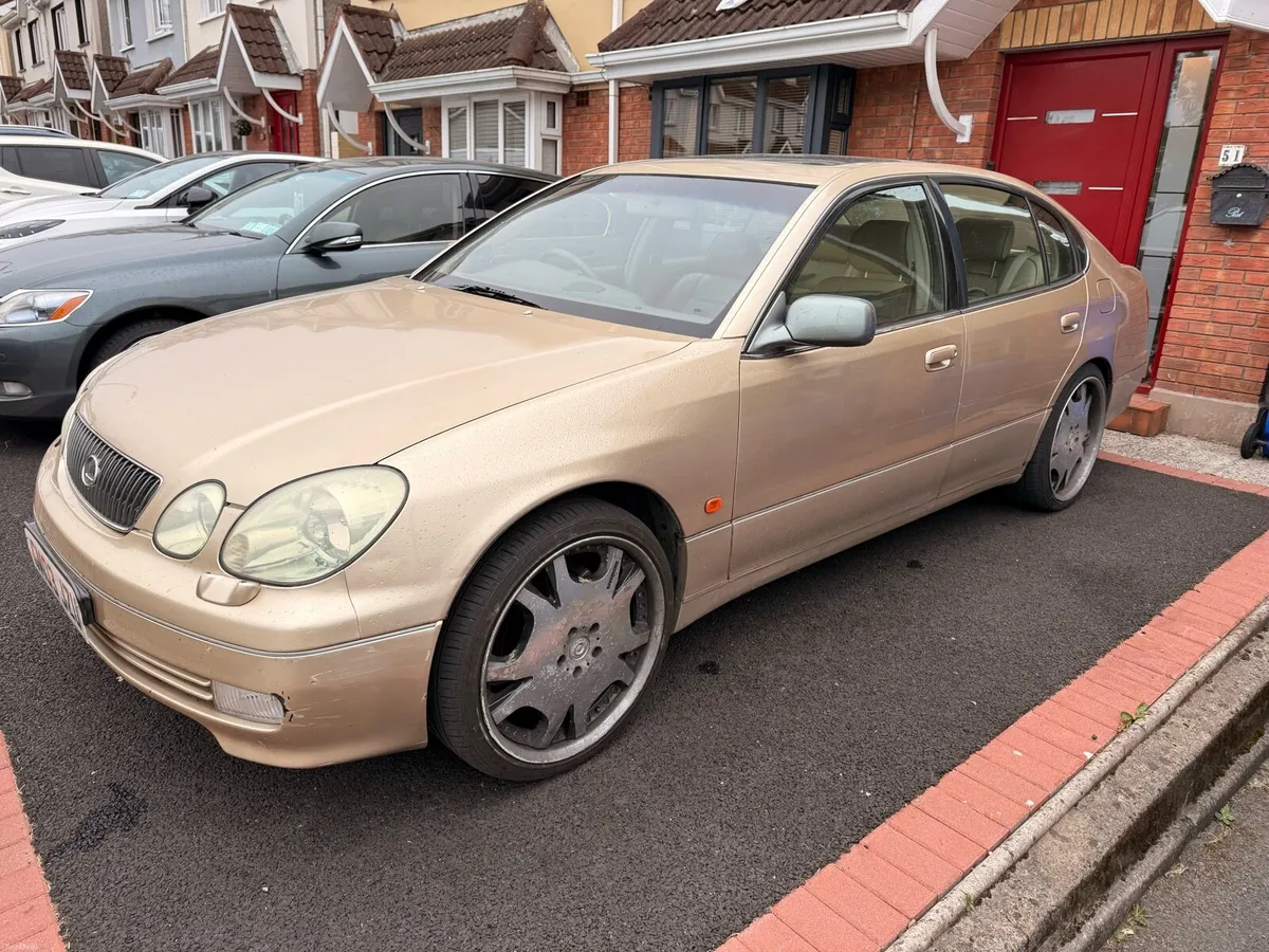 Lexus gs300 low mileage - Image 1