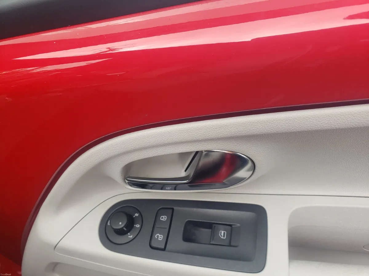 Volkswagen up! 2013 - Image 3