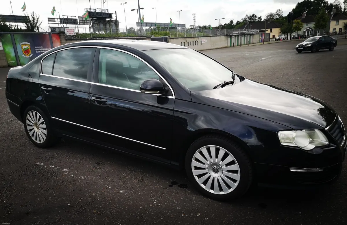 Volkswagen Passat 2010 2l tdi highline bluemotion - Image 6
