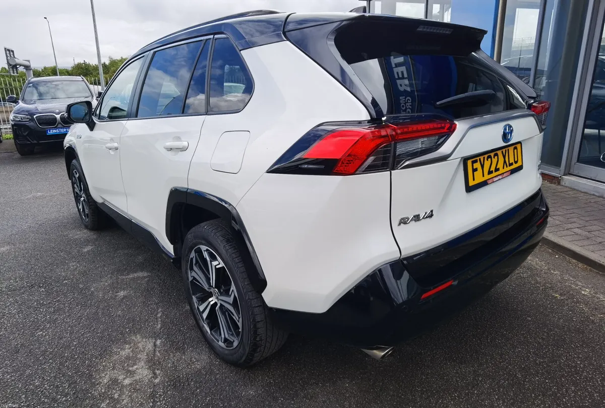 TOYOTA RAV4 2.5 DYNAMIC AWD AUTOMATIC PHEV - Image 6