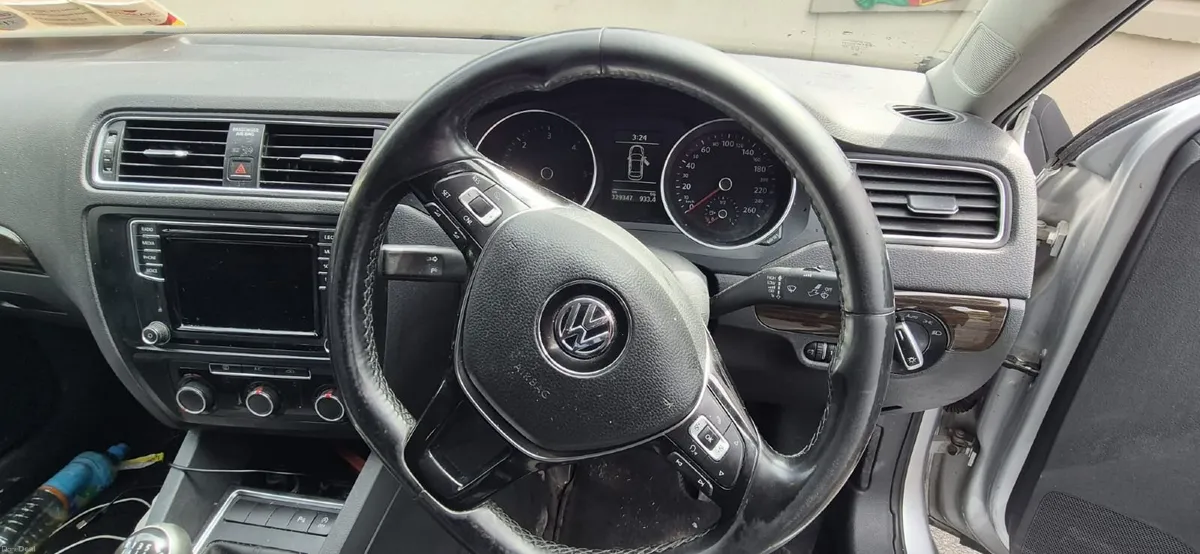 Volkswagen Jetta 2016 - Image 4