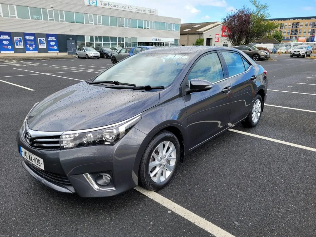 2014 Toyota Corolla 1.33 Luna Petrol - Image 3
