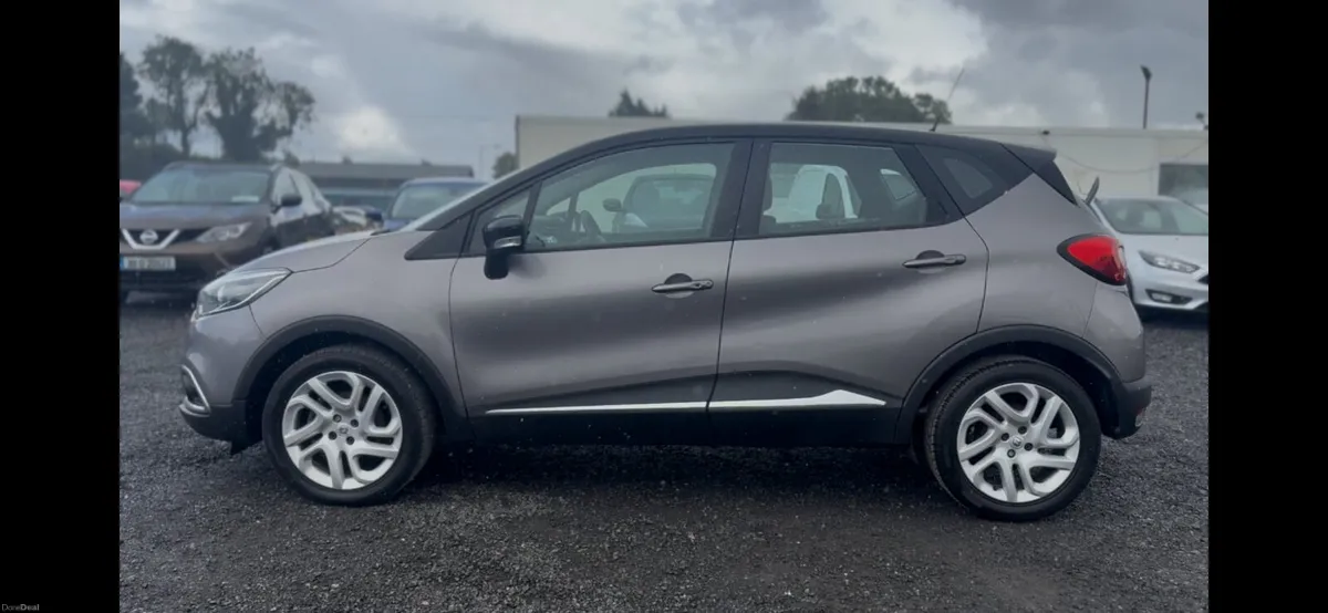 Renault Captur 2015 1.5 diesel - Image 4