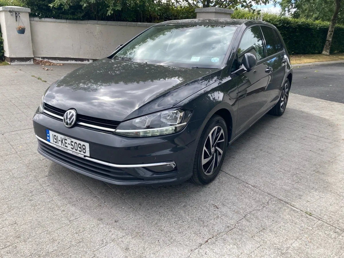 191 Golf Tdi match  low Kms - Image 2