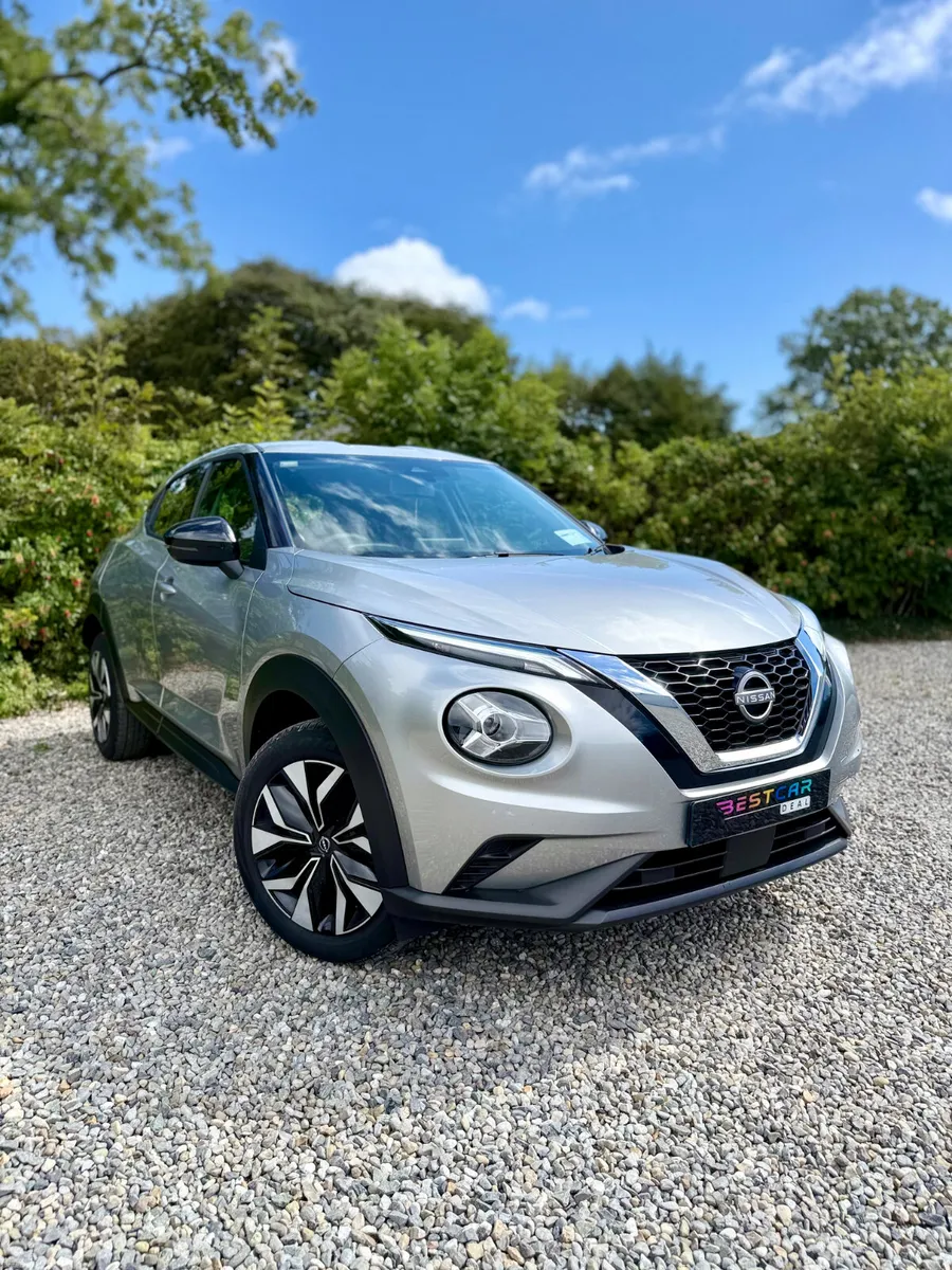 2024 Nissan Juke SV 1.0 DIG-T Manual - Image 2