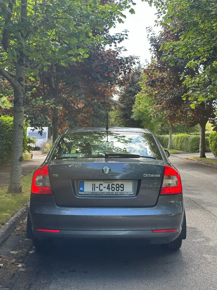 2011 Skoda Octavia diesel - Image 6