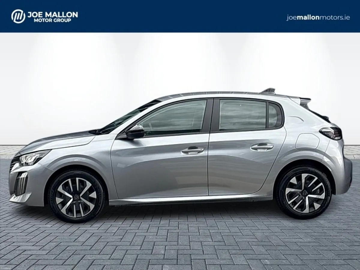 Peugeot 208 All New Style 1.0 Petrol Turbo 100HP 6 - Image 4