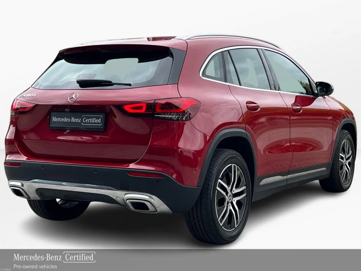 Mercedes-Benz GLA 180D Progressive Line Compact SU - Image 3