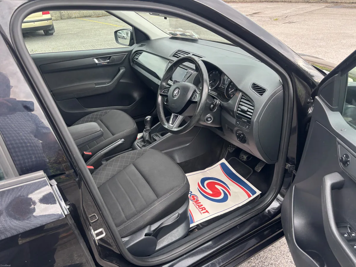 2017 Skoda Fabia 1.2 L Petrol IMMACULATE - Image 4