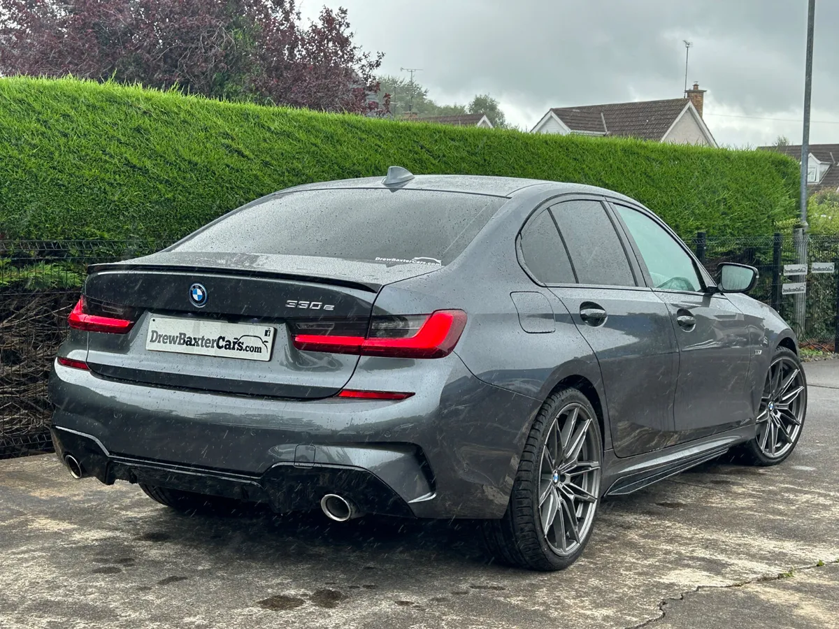 22 Bmw 330e Mspt 1 Owner As New €25500 inc Vrt - Image 6
