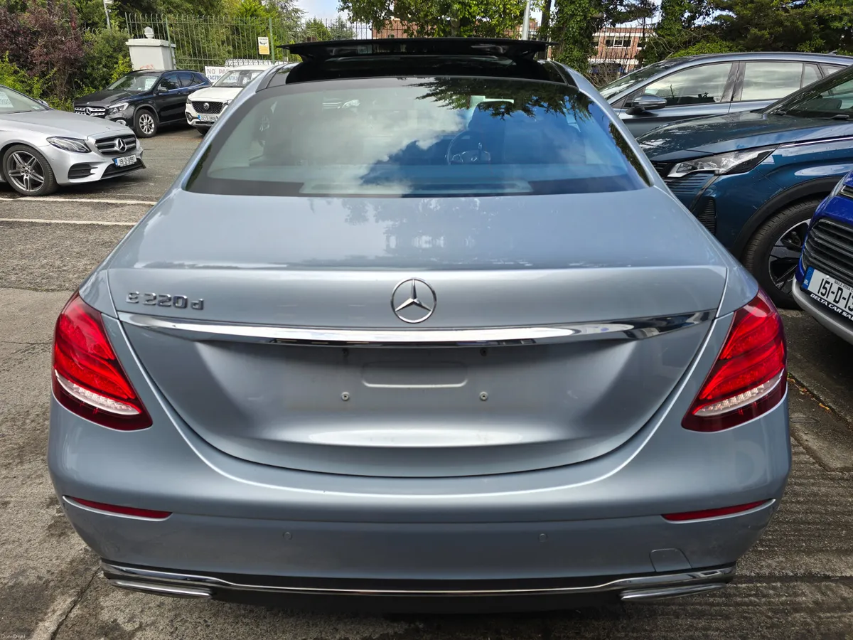 2017 MERCEDES E CLASS SE PREMIUM AUTOMATIC - Image 5
