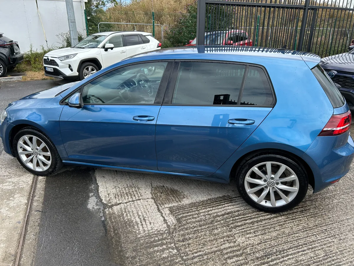VOLKSWAGEN GOLF 2017, 1.2 TSI 5DR AUTO LOW KMS - Image 6