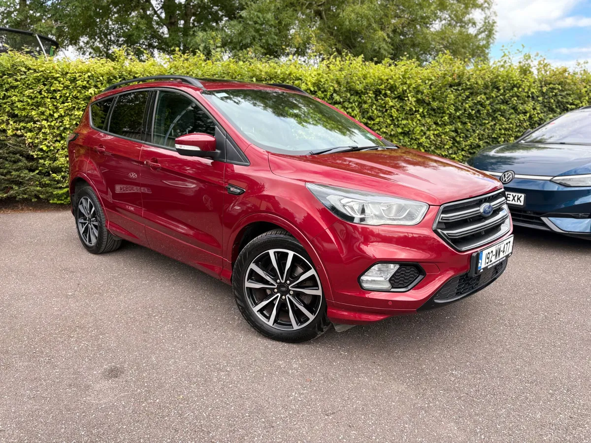 19 KUGA DIESEL ST-LINE | 1 OWNER FROM NEW - Image 1