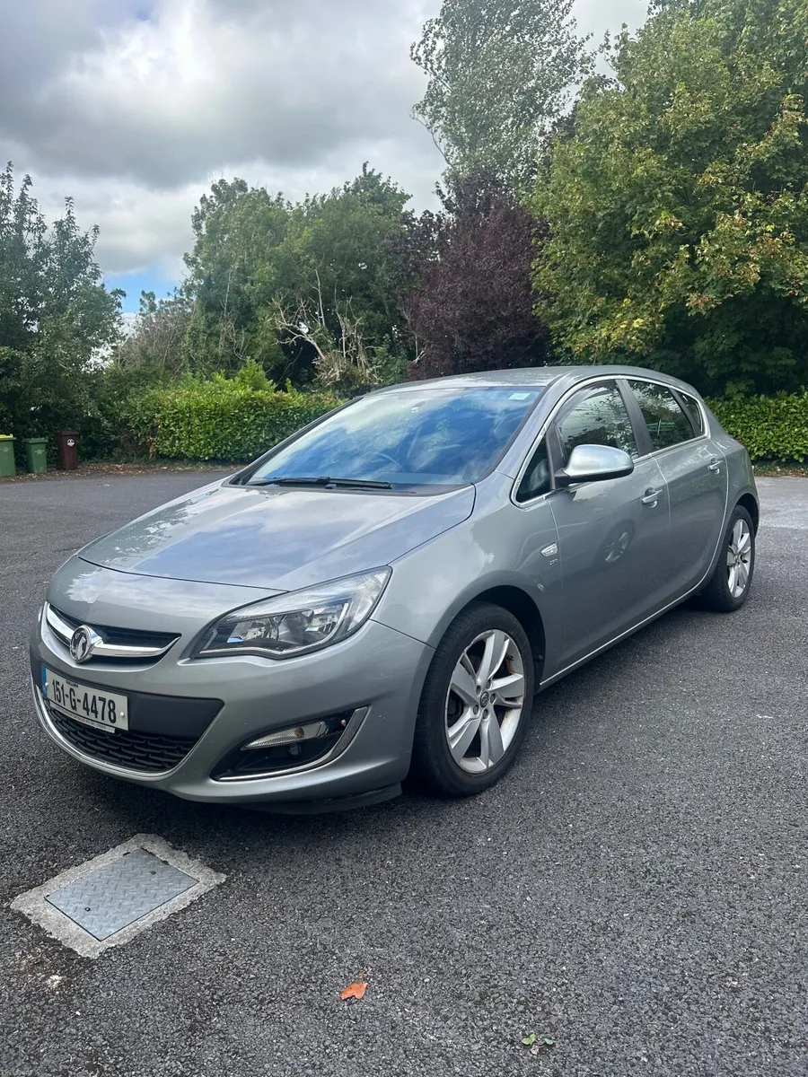 Vauxhall Astra 2015 TURBO - Image 1