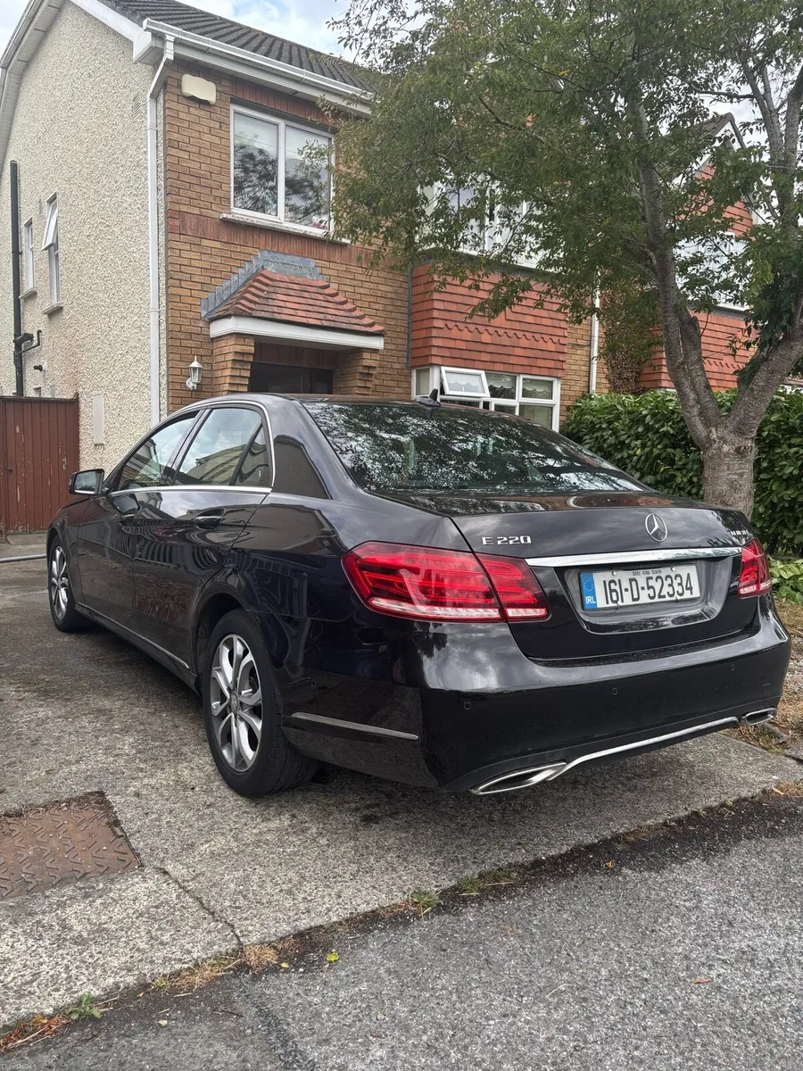 Mercedes-Benz E-Class - Image 6