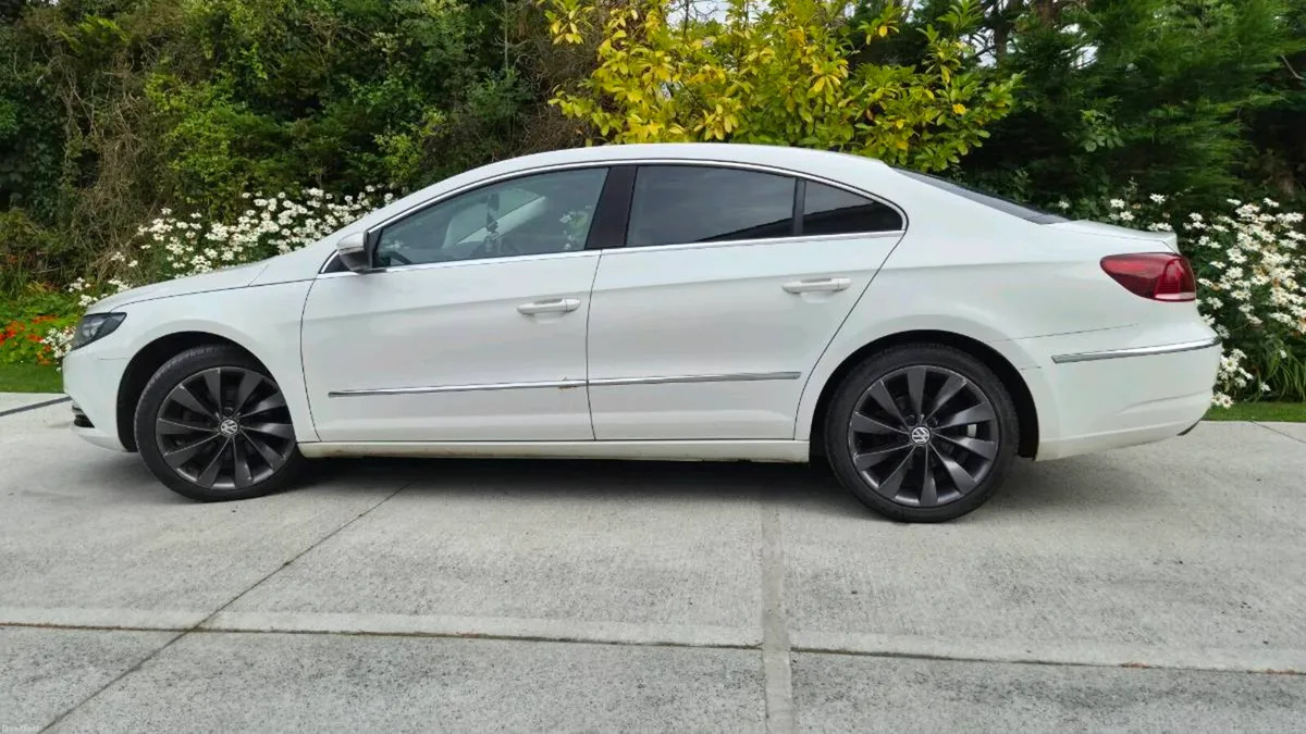 Volkswagen Passat CC (GT) - Image 2