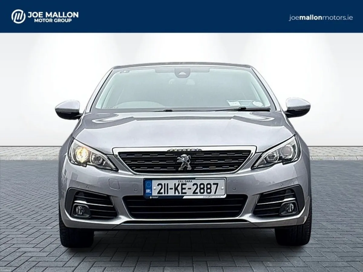 Peugeot 308 1.2 PureTech 130bhp Allure ** Amazing - Image 3