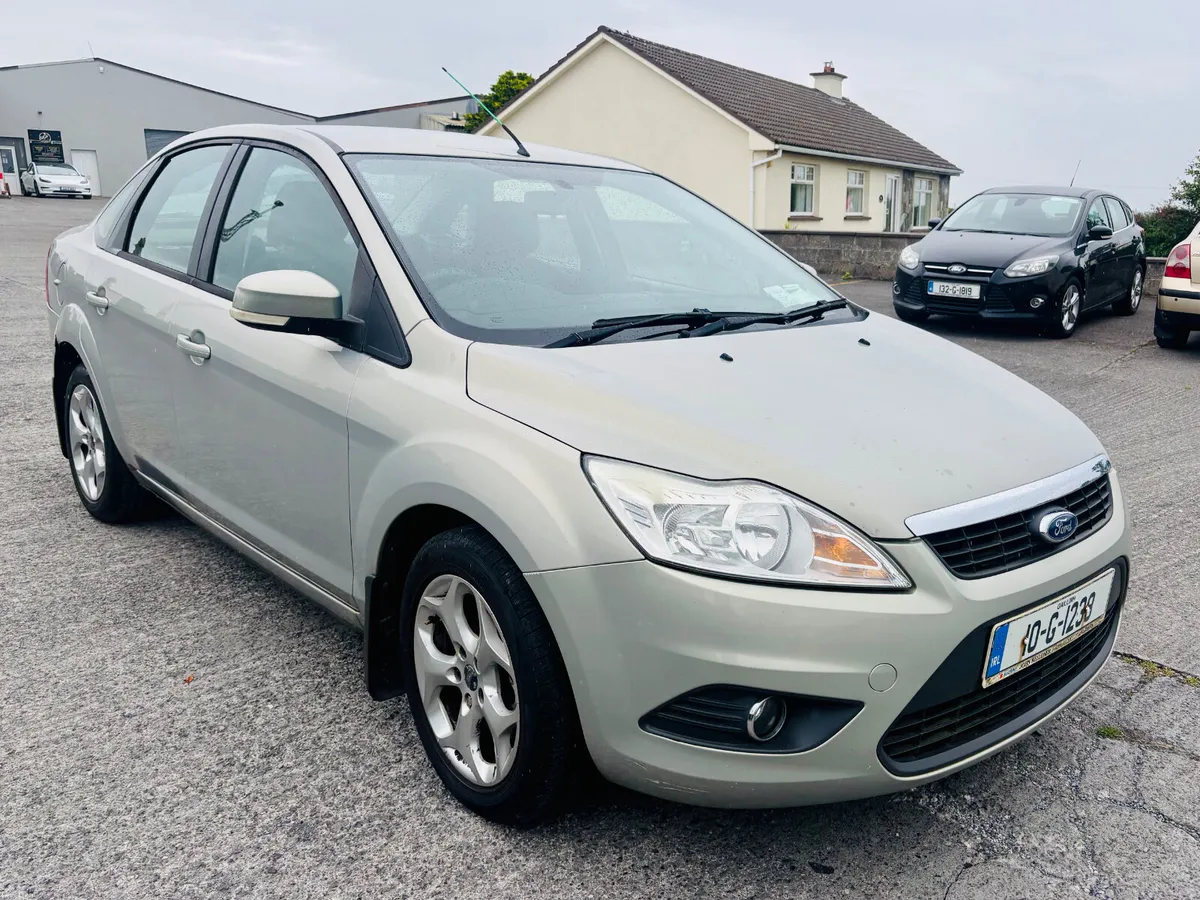Ford Focus 2010 - Image 3